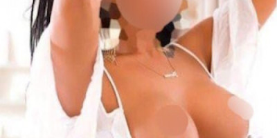 Andrea Sparkles Hi this is Andrea Sparkles London ipswich and Suffolk. Ple