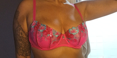 DANNI 31 Essex Girl 36D natural breasts!