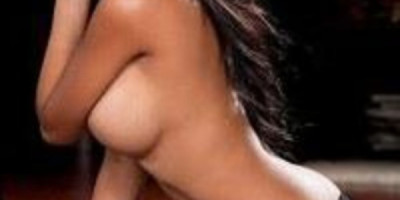 Hello gentlemen I am Hind Hello gentlemen My name is samira I'm a half indian half