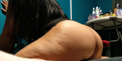 Brenda la reine de l'oral viens goûter ma merveilleuse fellation