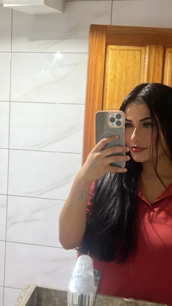 Suria Avatar Bg