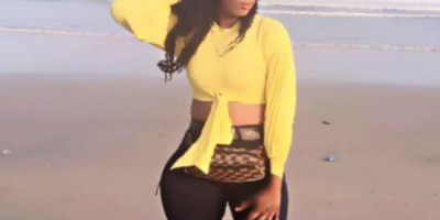Sweet in the middle Hello Guys I am prettylisa from Cameroon and I am 23 years