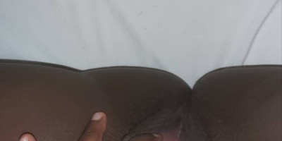 Bie tw3 no my na di Hey am available fr ur doggy sucking nd fucks.plz my short i