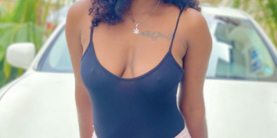 Entertainment zone Hello this madam candy and offer the following services Lad