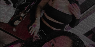 Una chica Flaca Sexy Cariñosa Divertida Encantadora