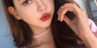 Soyoung My name is Soyoung. I am 22 years old. I'm from Korea My job