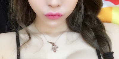 Maggie Hi gentlemen! I'm Maggie office lady just arrived this mor