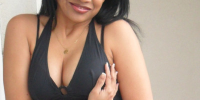 NATALIA HELLO MY NAME IS NATALIA I AM NEW IN TOWN THERE ARE IN LIFE