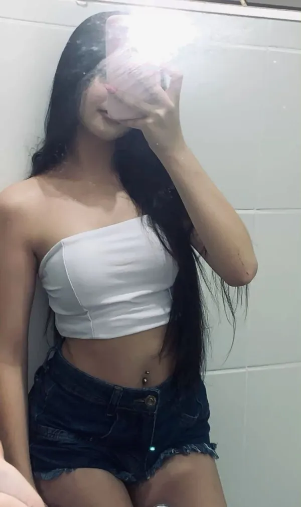 Sara Avatar Bg