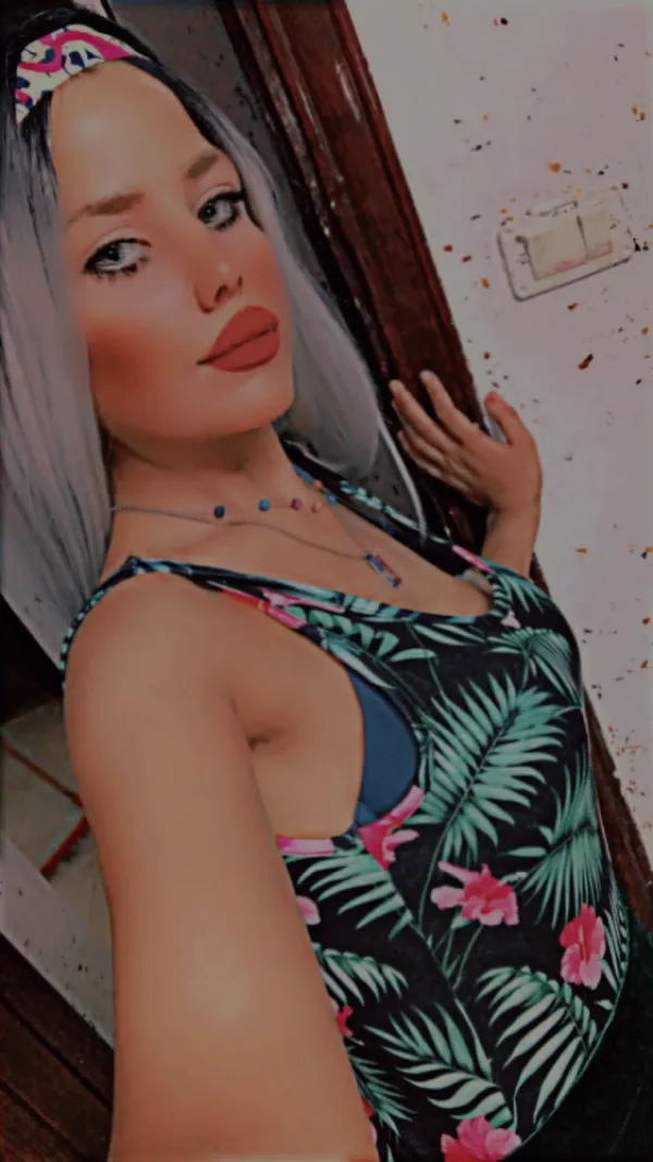 Leen Avatar Bg