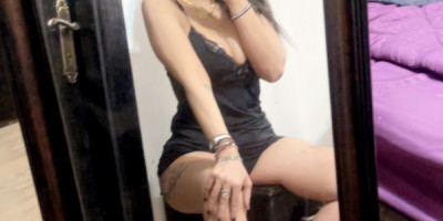 Im Rawan cute single girl Im living in Amman I have my house