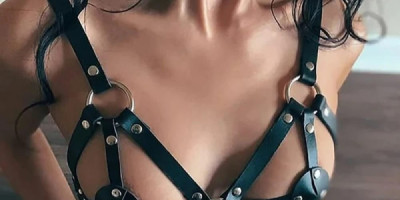 هديل عمري 21سنه اجيد خدمه كامله تواصل معي عبر