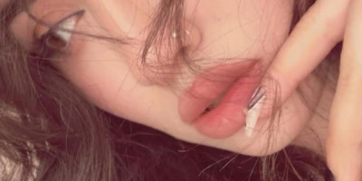 رجاءا الي بتسلى مايبعت نورللجادين فقط تخوت وهيك ما بدا انت جاد حاكيني واتس صورتي الحقيقه