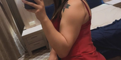 لارا بزنس متاحة دايما فل عمان عمري 25 و متواجدة