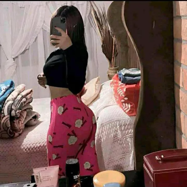 كرزه Avatar Bg