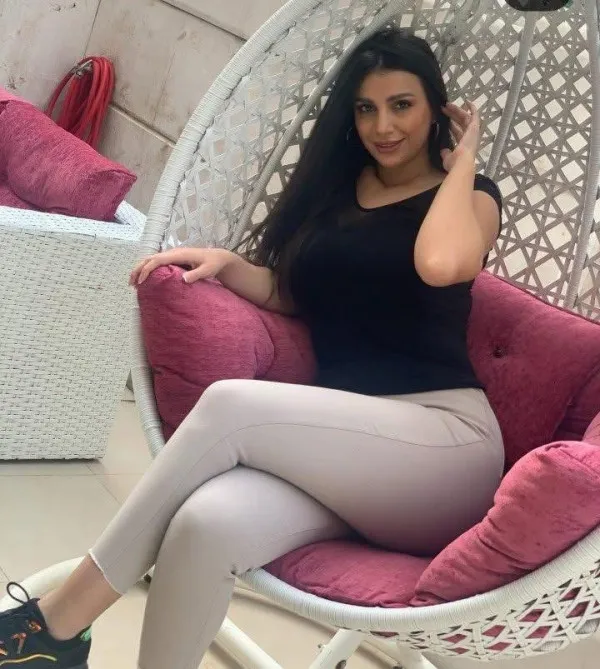 دلال Avatar Bg