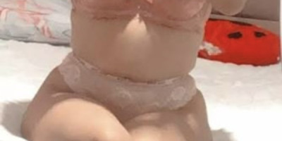 هاي حياتي انا جديده لبنانيه بيروت هون وقتك كامل ساعه ٩٠ الي حابب ينبسط يبعتلي رقص اشبعك