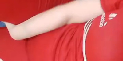 هاي حبي اسمي رولا عمري 25 ساكنه في عمان جاد فقط يبعتلي يعمري