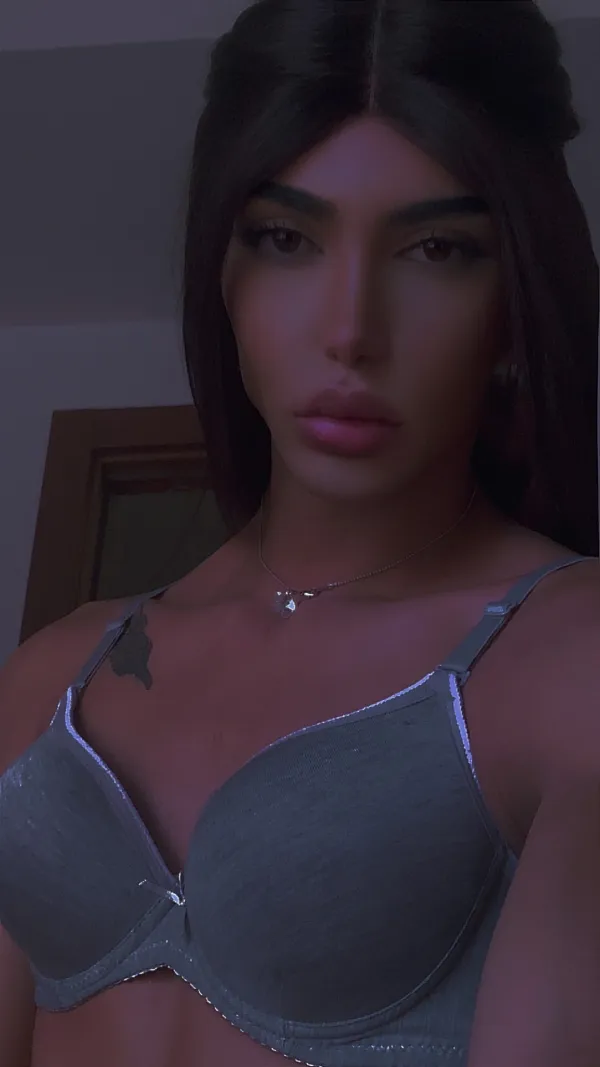 Delina Xox Avatar Bg