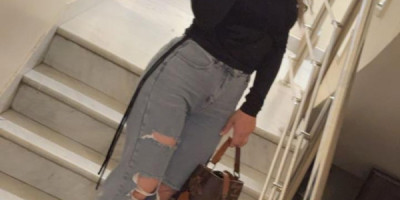 غادة من عمان سكان عمان عمري 26 حاكيني ونلتقي حياتي