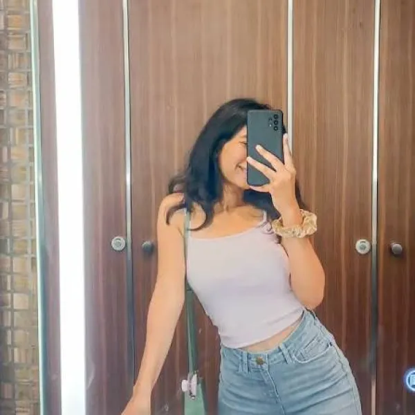 غرام الدلع Avatar Bg