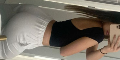 هاي انا لين من عمان عمري ٢٠ متاحة بزنس كاش