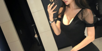KAORU TOKYO ESCORT KAORU is a very beautiful Japanese girl and a former fashion