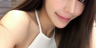 Melissa Hi baby I'm Melissa I'm very sweet and attractive intellige