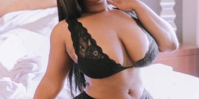 Massage n more WhatsApp Hey am Lisa from America new in Kuwait will like to meet new