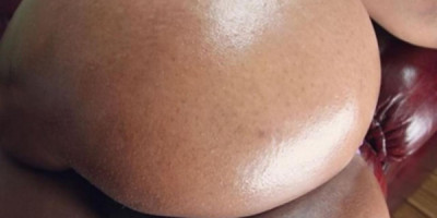 La jolie masseuse africain bon fesse a domicile