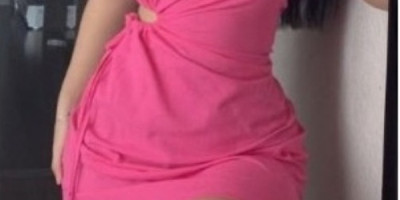 Belle Massesuse Vous attendez Appel Nous Vite Pour Vous