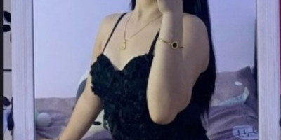 Massage de luxe et de reve avec belle masseuse Razale