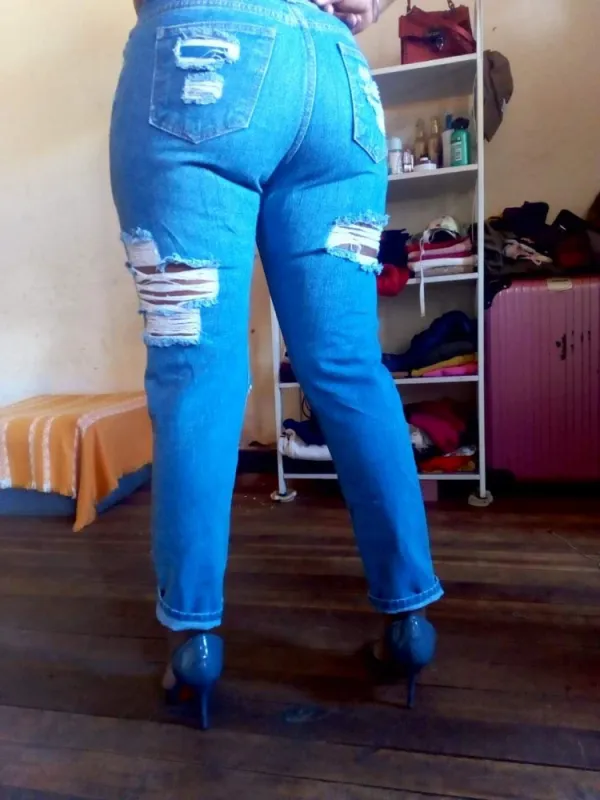 Escorte Jeune Avatar Bg