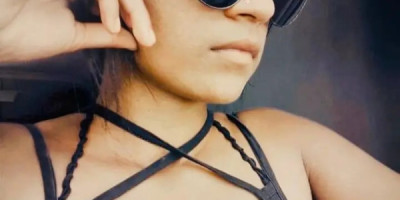 Petite Escorte girl et modèle web cam fontaine