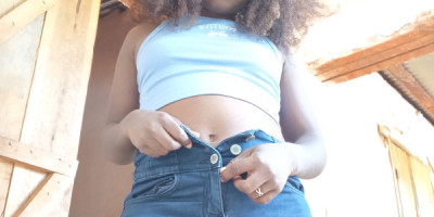 Coucou c est Sonia j ai 23 ans belle femme sexy et coquine