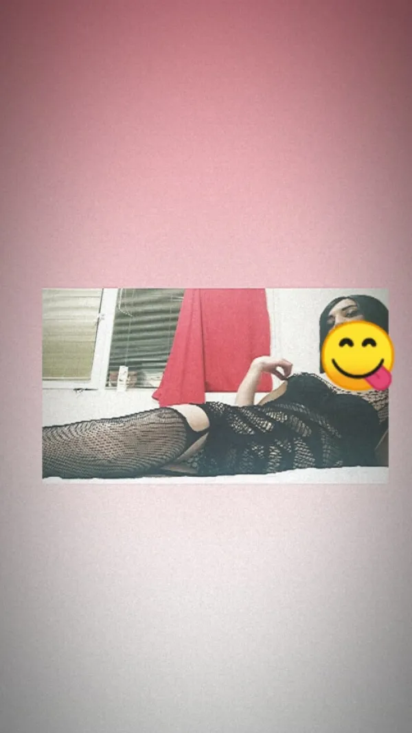 Hot Bich Avatar Bg
