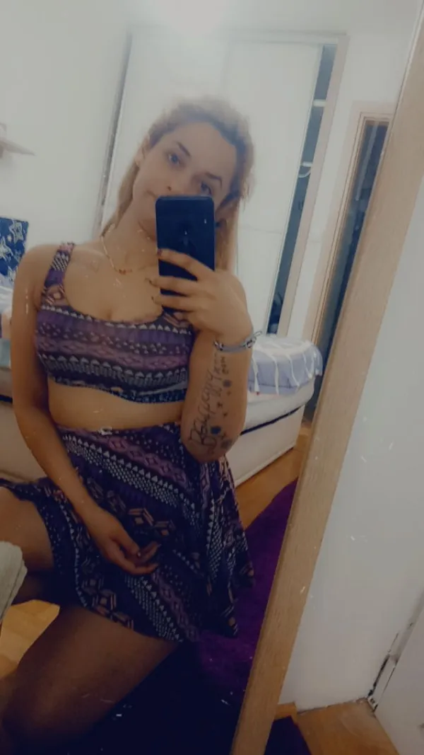 Meri Avatar Bg