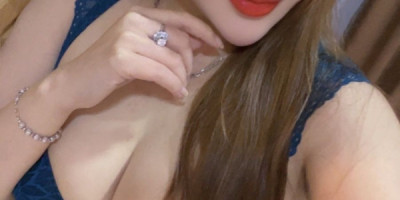 Sexy and young girl from asian let us meet now