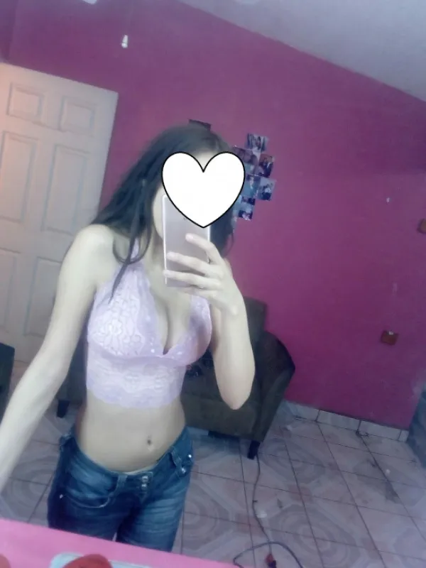 AnaLaura Avatar Bg