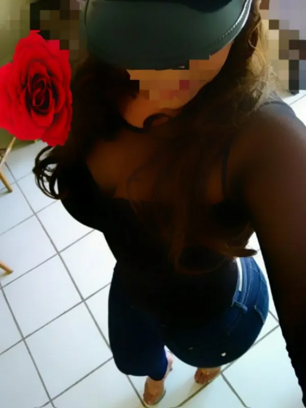FATIMA Avatar Bg
