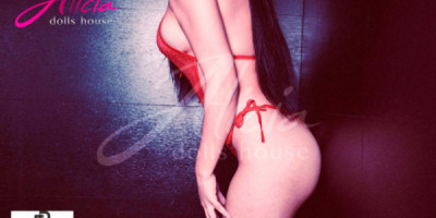 MALIKA ESPECTACULAR TEEN Hola! Soy Malika De físico petite aniñada y realmente se