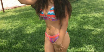Cogeme hasta satisfacerte Soy una chica que está iniciando pequeñita apretada delici