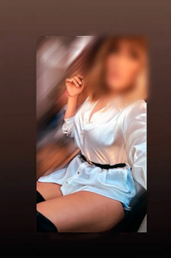 Dalila Avatar Bg