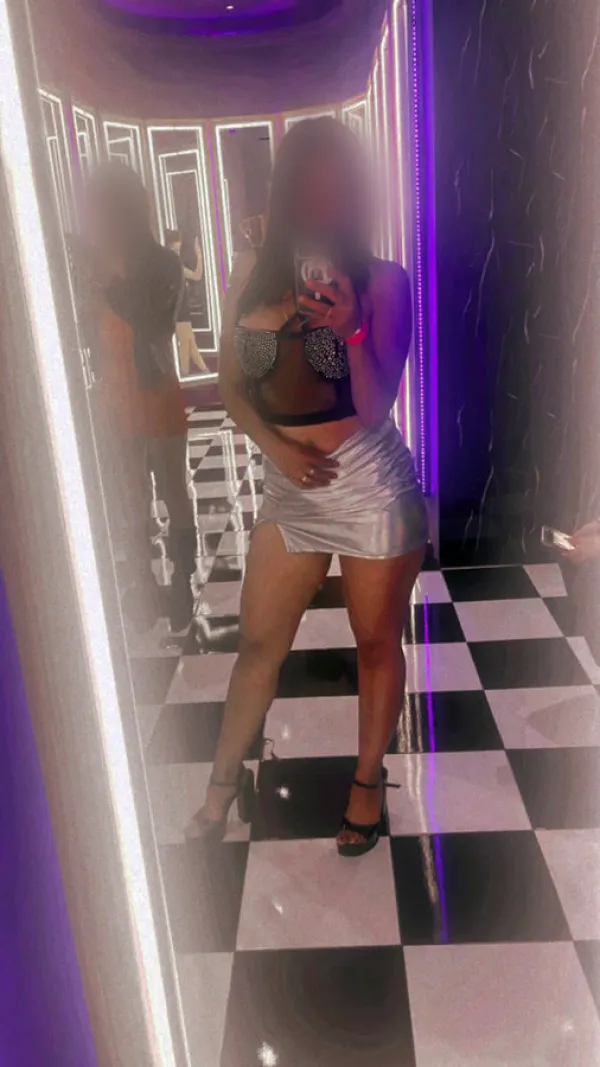 Dalila Avatar Bg