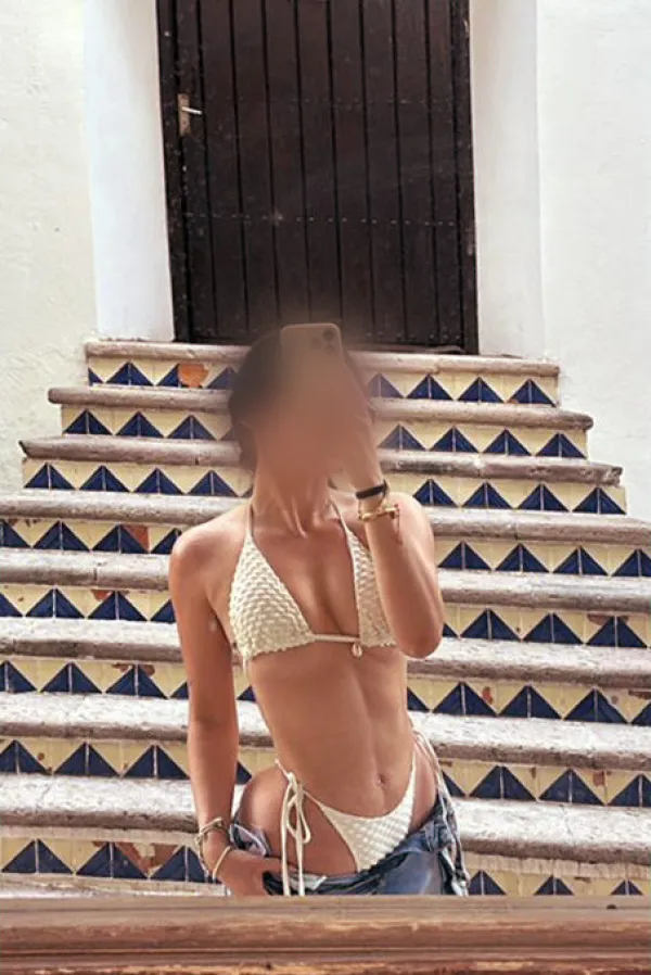 Fer Avatar Bg