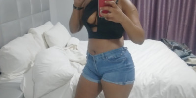 Im a lady 26 lm here to give you some nice time