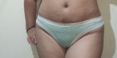 HERMOSA Y SEXI MILLI TU VICIO SEXUAL Mis papis ricos soy una dama ardiente complaciente de ment
