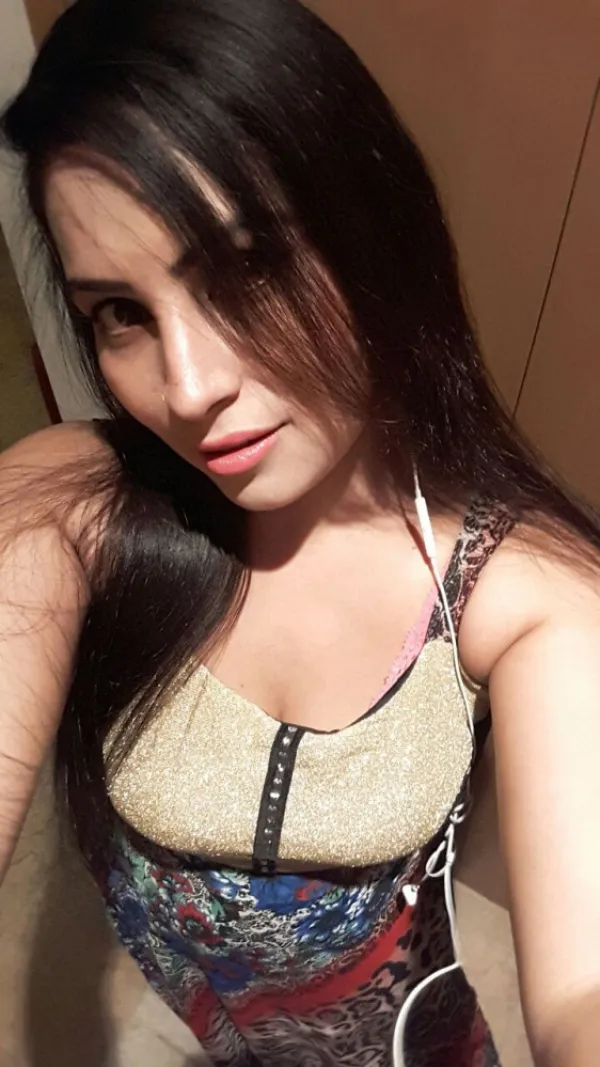 Naina Avatar Bg