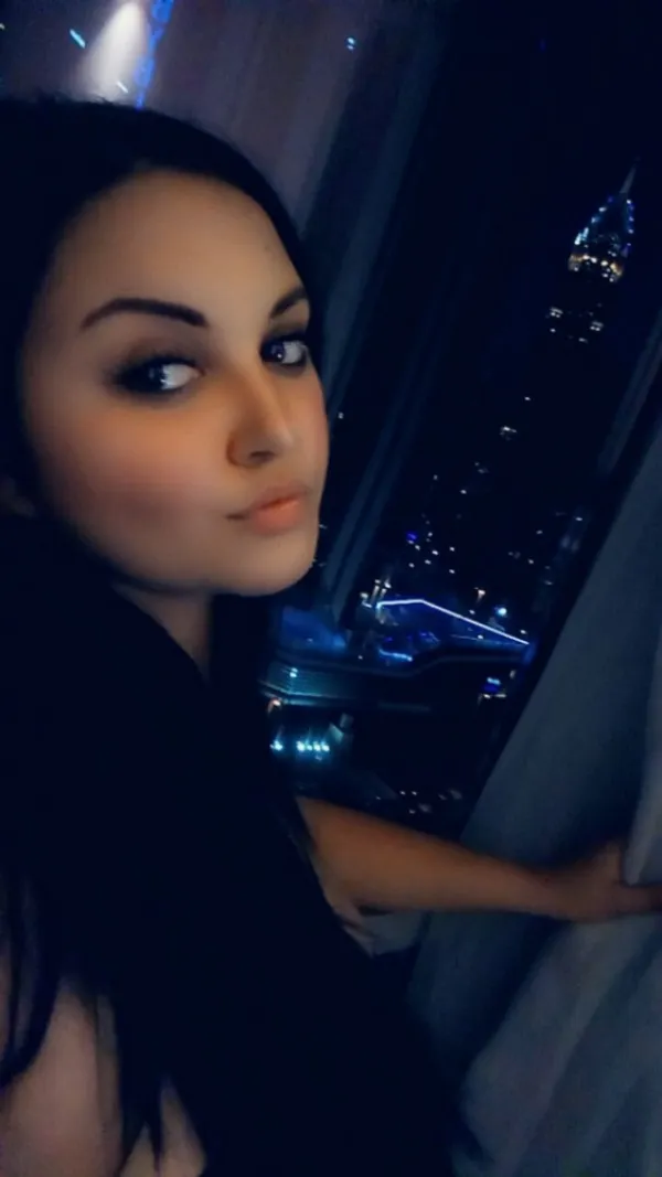 Naina Avatar Bg