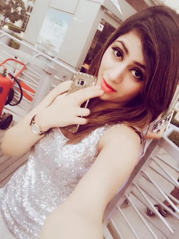 Naina Avatar Bg